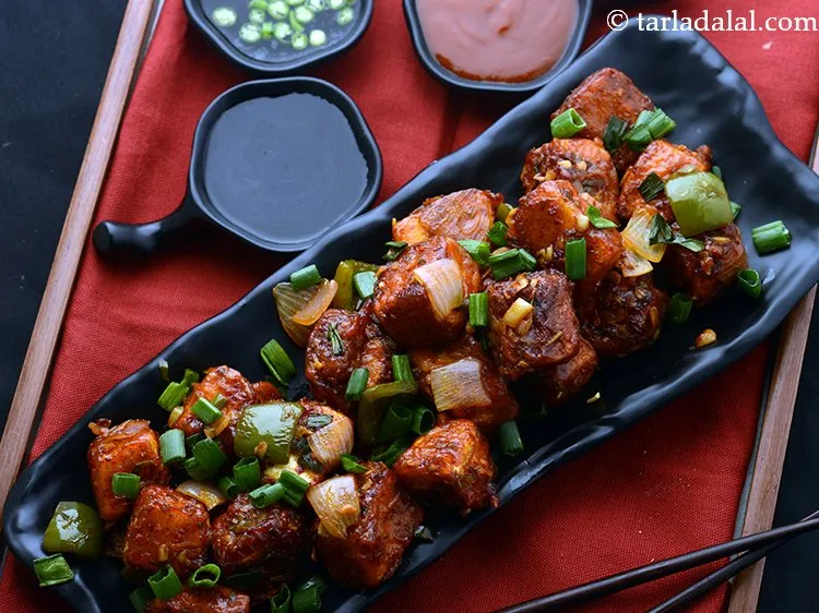 Step 36 – Serve&nbsp;<strong>chilli paneer | restaurant style chilli paneer recipe | Indo-Chinese chilli paneer |</strong>&nbsp;hot.