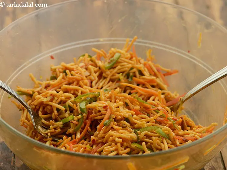 Step 18 – Toss well and our&nbsp;<b><span style="font-size: 12pt; font-family: Cambria;">Chinese bhel | Indian style Chinese bhel | …