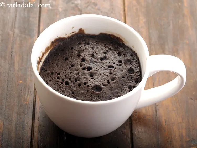 स्टेप 12 – २ मिनट के लिए उच्च ताप पर माइक्रोवेव करें। माइक्रोवेव …