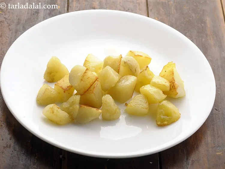 Step 10 – Remove the potatoes and keep aside.