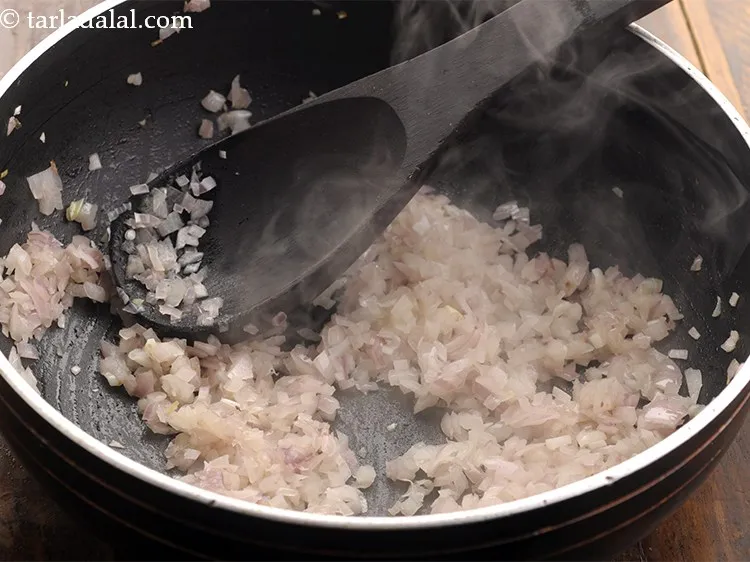 Step 13 – Saut&eacute; on a medium flame for 1 to 2 minutes