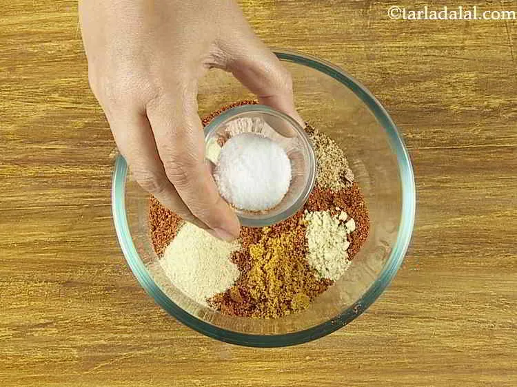 स्टेप 25 – अंत में नमक डालें।