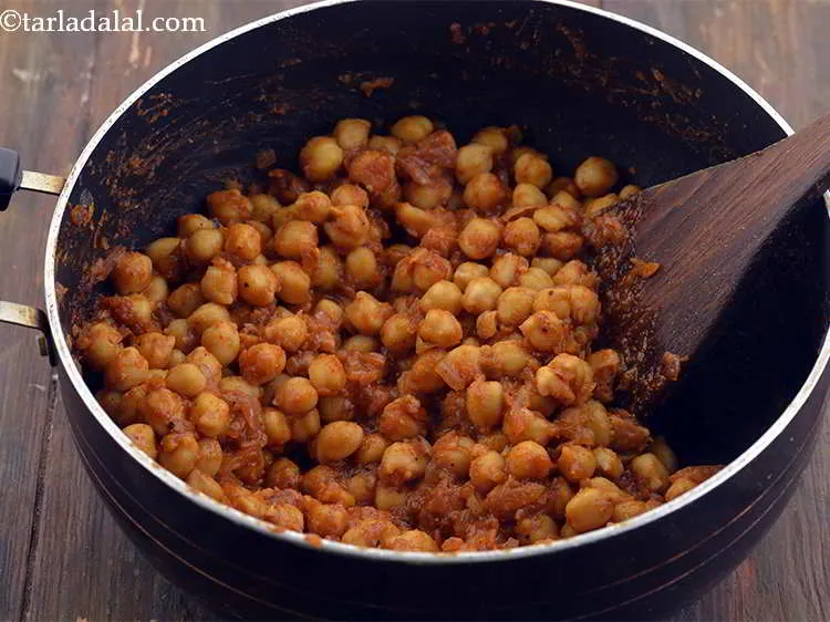 Step 21 – Mix well and cook on a medium flame for 2 to 3 minutes, while lightly …