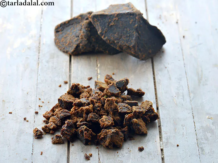 Step 4 – How to chop palm jaggery? Place the palm jaggery block on a chopping board. Cut …