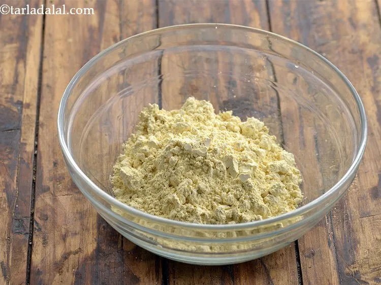 Step 10 – Now put besan in a deep bowl. Traditionally <strong>Chorafali </strong>is a deep-fried Gujarati snack made …