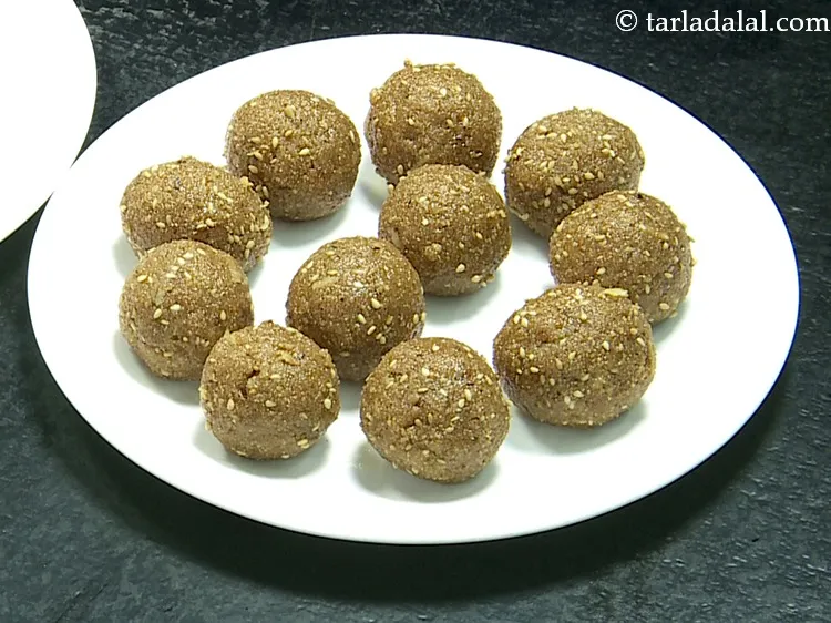 स्टेप 31 – मिश्रण को ११ बराबर भागों में विभाजित करें। प्रत्येक भाग …