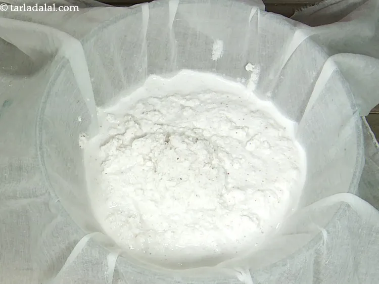 Step 4 – Place a damp muslin cloth on a deep bowl.