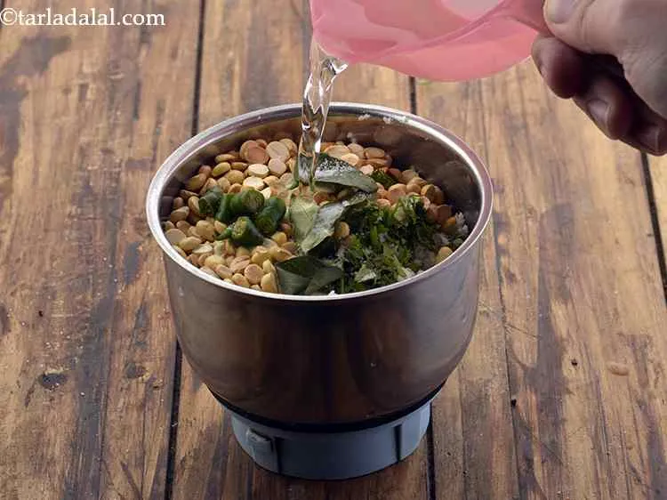 Step 7 – Using around 3/4 cup of water blend the green coconut chutney.