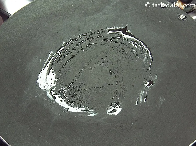 Step 13 – To prepare <meta charset="UTF-8" /><strong>cooked rice pancake recipe&nbsp;|&nbsp;rice pancakes Indian style&nbsp;|&nbsp;leftover rice pancake&nbsp;|&nbsp;chawal ka cheela&nbsp;|</strong>&nbsp;heat …