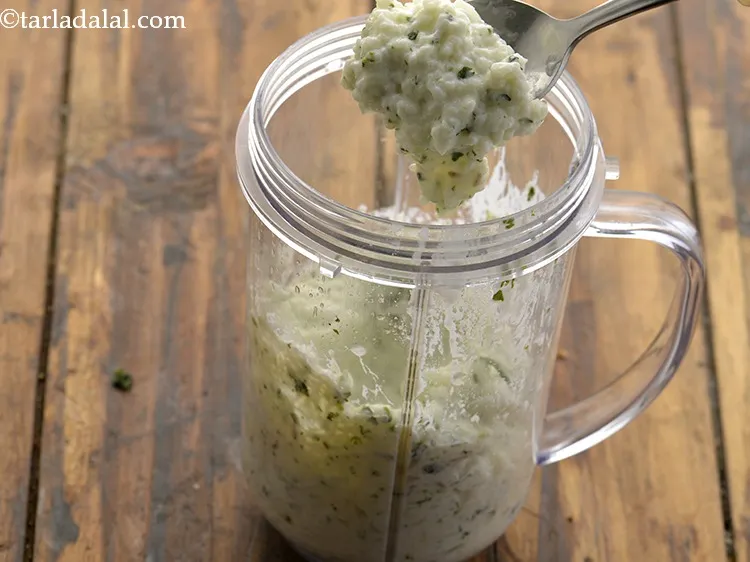 स्टेप 20 – <strong>बच्चों और टोडलर्स के लिए दही चावल</strong> के मिश्रण को …