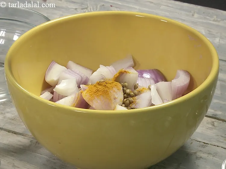 Step 16 – Add 1 tsp&nbsp;<a href="https://www.tarladalal.com/glossary-coriander-seeds-dhania-ke-beej-dhania-seeds-akha-dhania-371i">coriander (dhania) seeds</a>.