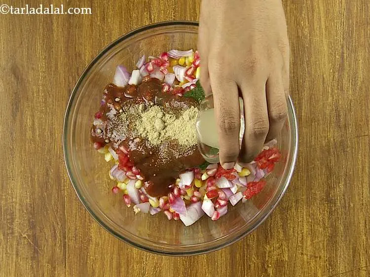 Step 12 – Add the chaat masala and lemon juice. It provides a tangy flavor to the <strong>corn …