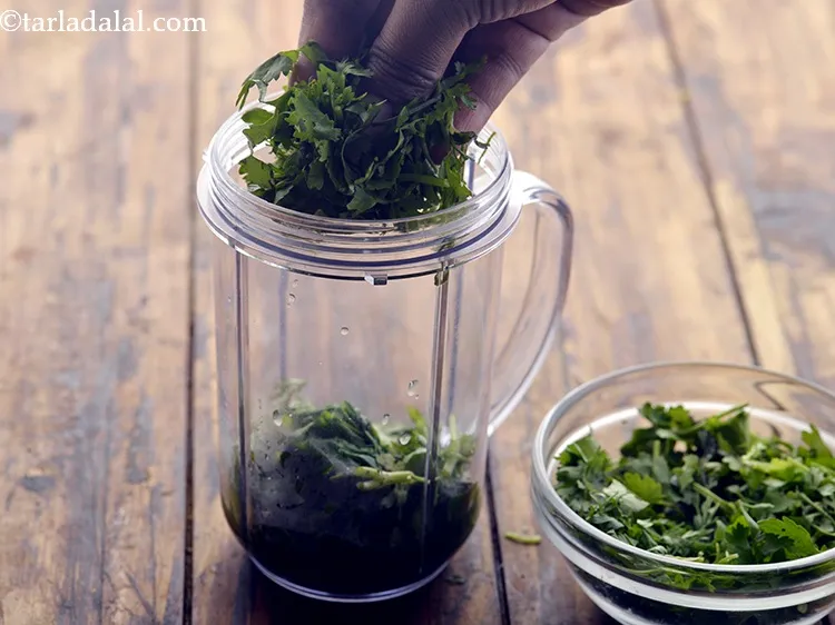 Step 7 – Add corainder to the jar.&nbsp;