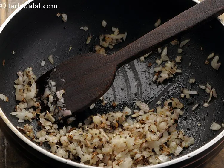 Step 5 – Saute on a a medium flame for&nbsp; 1-2 minutes or till they turn translucent.&nbsp;