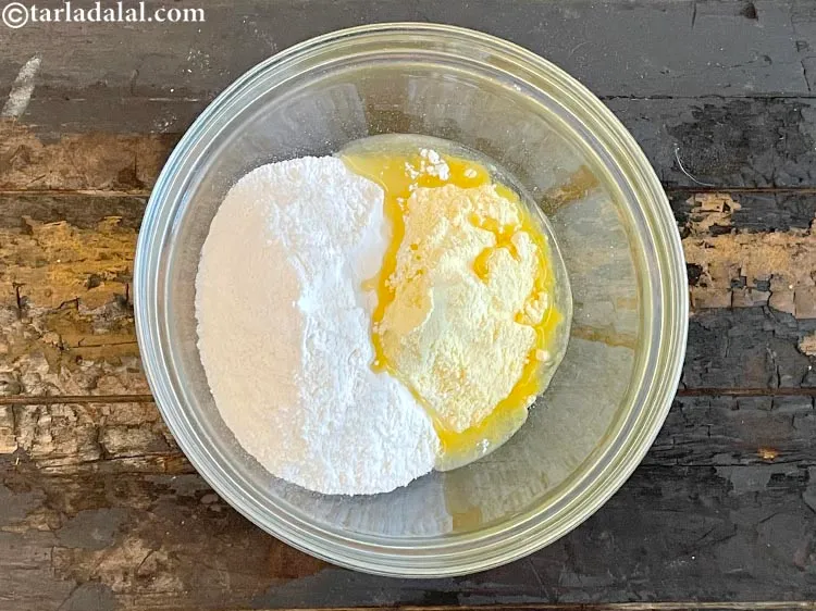 Step 5 – Add&nbsp;<meta charset="UTF-8" />3 tsp&nbsp;<a href="glossary-oil-671i">oil</a>.