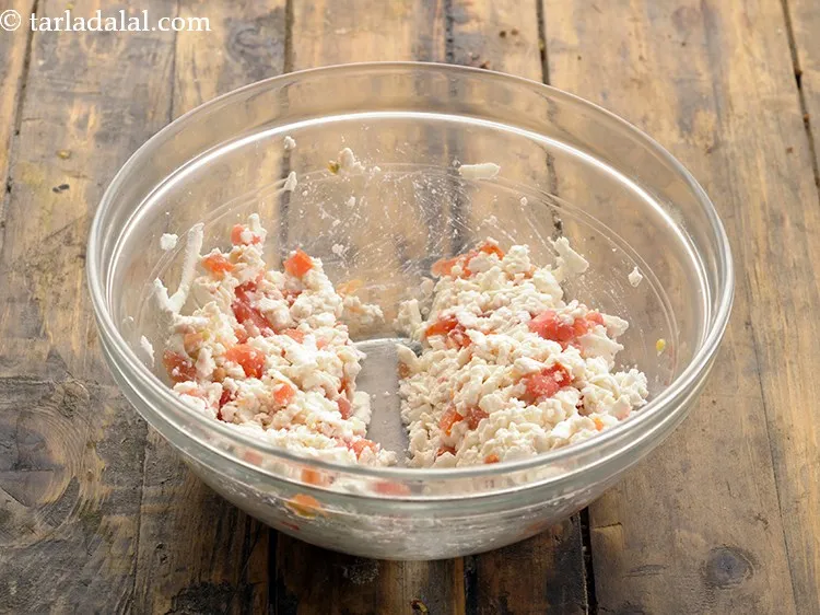 Step 20 – Divide the filling into 2 equal portions and keep aside.