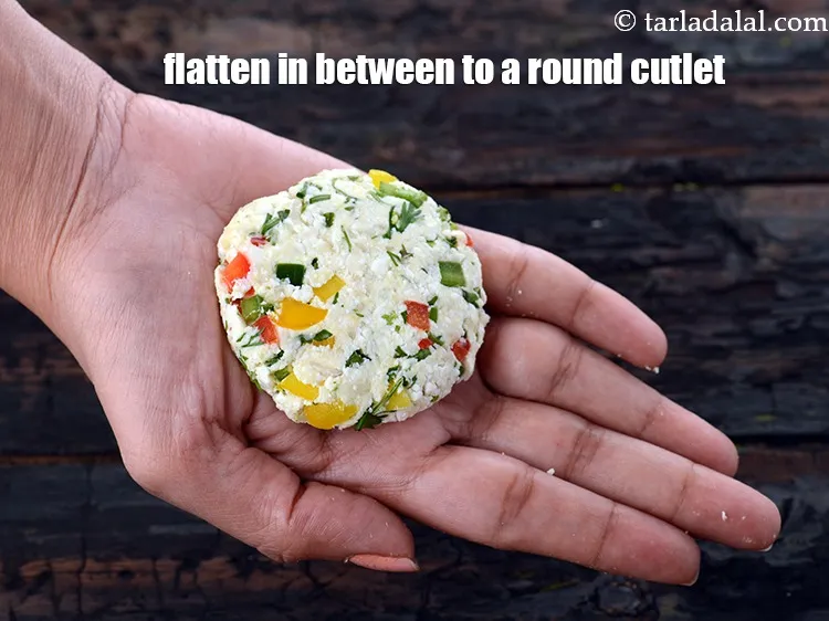 Step 18 – Flatten in between your palms to get 63 mm. ( 2 1/2 &ldquo;) round cutlet.&nbsp;