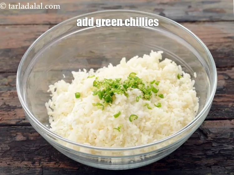 Step 10 – Add 1 1/2 tsp&nbsp;<a href="https://www.tarladalal.com/glossary-chopped-green-chilli-820i">chopped green chillies</a> to get that spice.&nbsp;