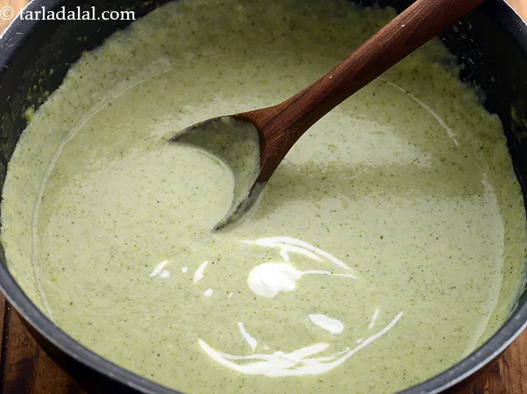 Step 20 – Switch off the flame and add the fresh cream. It will give a nice creamy …