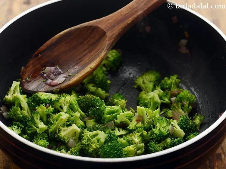 Step 6 – Saute on a medium flame for 2 minutes.