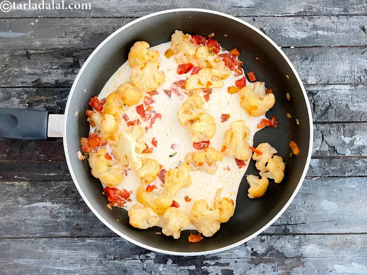 स्टेप 42 – यह ध्यान रखना दिलचस्प है कि इस आसान मलाई गोभी …