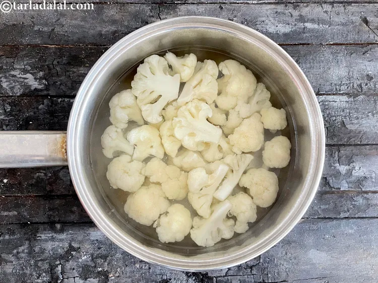 स्टेप 6 – ५ मिनट तक उबालें।