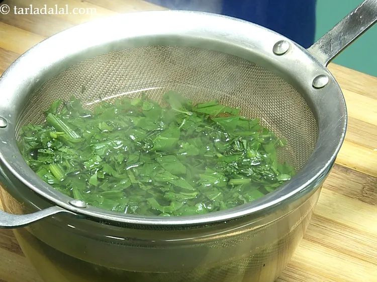 Step 17 – Drain with a strainer or simply remove the leaves using a slotted spoon.