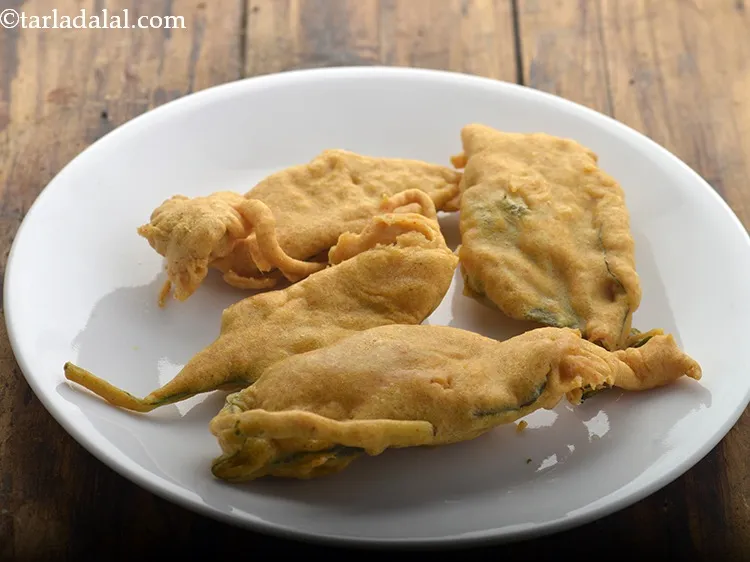 स्टेप 13 – शेष पालक के पत्तों के लिए विधि को दोहराएं।