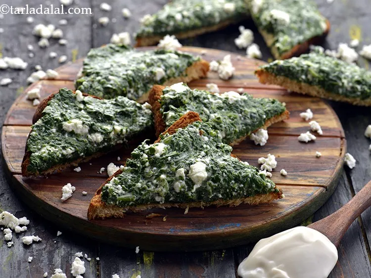 Step 19 – Serve the&nbsp;&nbsp;<strong>Crispy Spinach and Paneer Open Toast</strong>&nbsp;immediately.