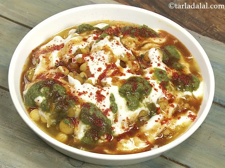 Step 32 – Sprinkle little chilli powder.