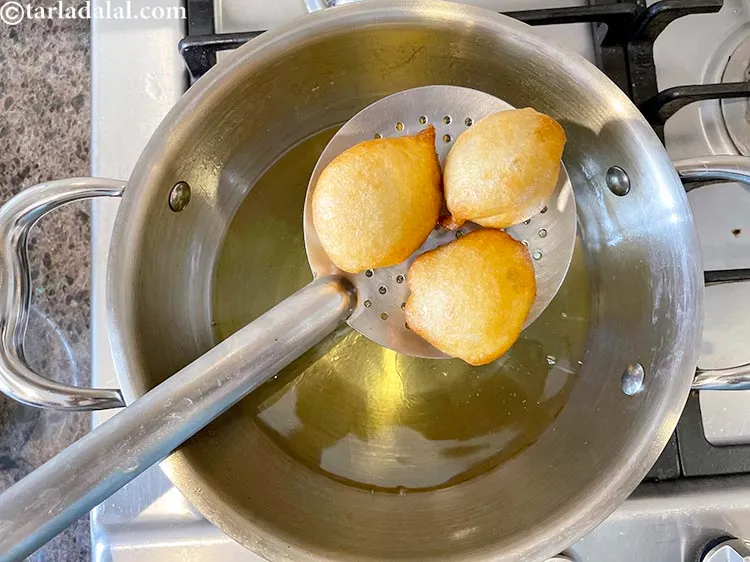 Step 23 – Remove from non stick pan. Repeat to fry 3 more vadas.