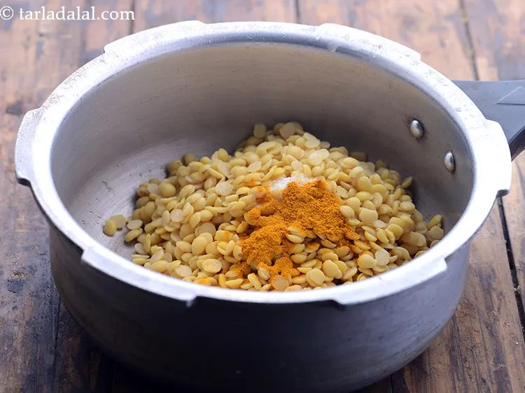 Step 7 – Add turmeric powder.
