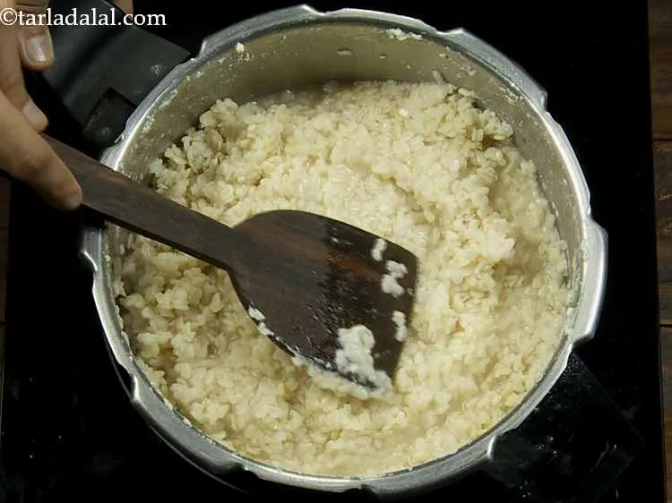 Step 6 – Stir the dal a little bit. Keep aside.