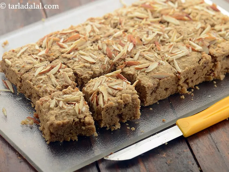 Step 31 – Cut the&nbsp;<strong>date and almond cake with eggs | healthy Indian date almond cake | khajur …