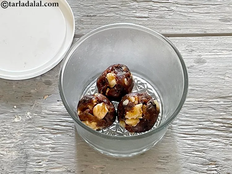 Step 10 – Or store refrigerated in an air-tight container. This should last for 30 days.