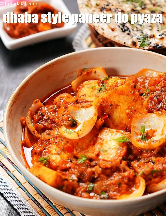 Step 28 – Serve <strong>paneer do pyaza </strong>hot with roti or naan of your choice.