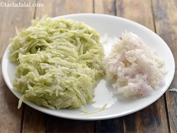 Step 2 – To prepare the&nbsp;<strong>microwave doodhi muthia recipe | &nbsp;quick lauki muthia |&nbsp;doodhi na muthia |&nbsp;</strong>&nbsp;firstly peel …