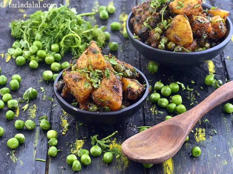 Step 25 – Serve <strong>aloo matar ki sukhi sabzi | dry aloo matar sabzi | quick Indian aloo …