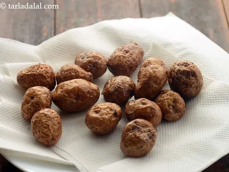 Step 16 – Drain on absorbent paper and keep aside. &nbsp;