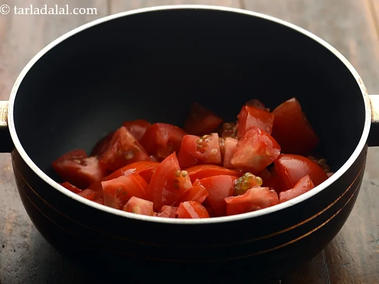 Step 2 – To prepare gravy for<strong> Dum Aloo Banarasi</strong>, in a deep non-stick pan take 2 cups …
