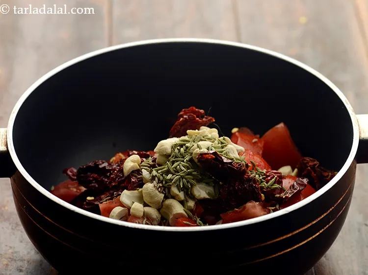 Step 7 – Add fennel seeds.