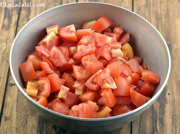 Step 10 – To make tomato puree for&nbsp;<strong>dum aloo recipe | restaurant style dum aloo | Punjabi dum …