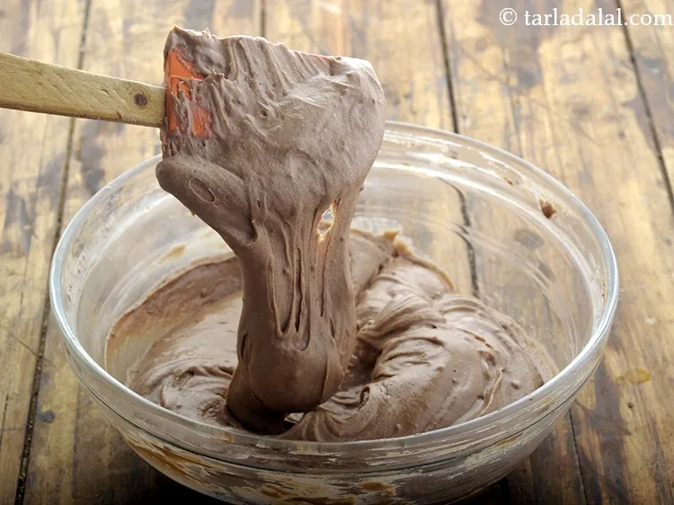 Step 10 – The batter should be of dropping consistency.&nbsp;<br /> &nbsp;