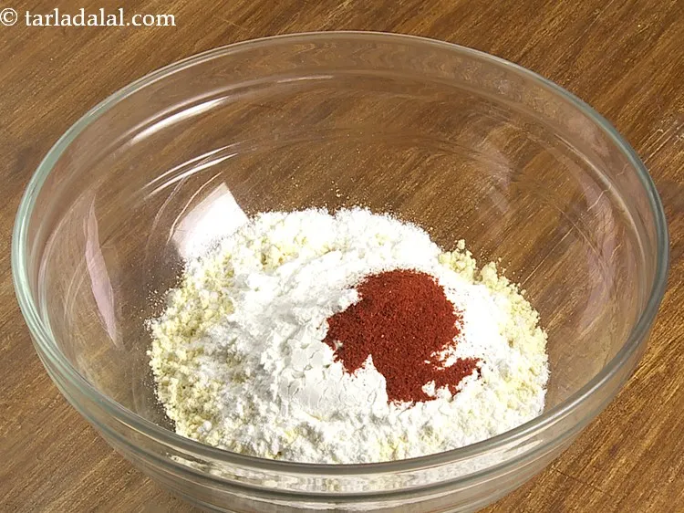 Step 4 – Add the chilli powder. To make it spicier, increase the amount.