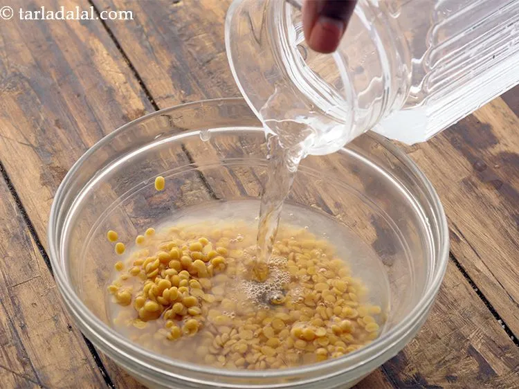 Step 20 – Add more water. Cover it with a lid and soak for 1 hour.