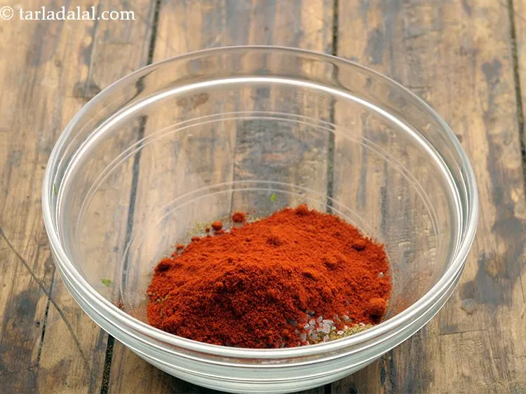 Step 4 – Add chilli powder as per the spice you like.
