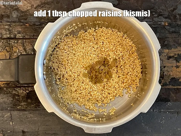 Step 6 – Add&nbsp;<meta charset="UTF-8" />1 tbsp&nbsp;<a href="glossary-chopped-raisins-599i">chopped raisins (kismis)</a>.
