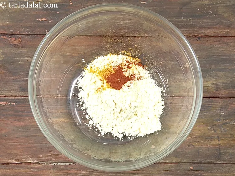 Step 5 – Add 1/4 tsp&nbsp;<a href="https://www.tarladalal.com/glossary-chilli-powder-red-chilli-powder-339i">chilli powder</a>.