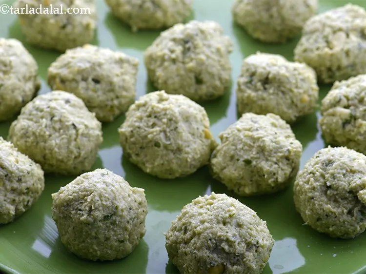 Step 17 – Divide the <strong>falafel</strong> mixture into 18 equal portions.