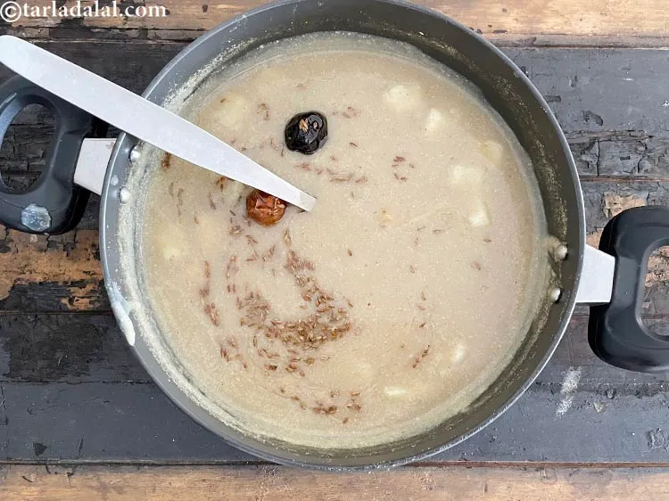 स्टेप 71 – फिर से ३ से ४ मिनट के लिए उबाल लें।